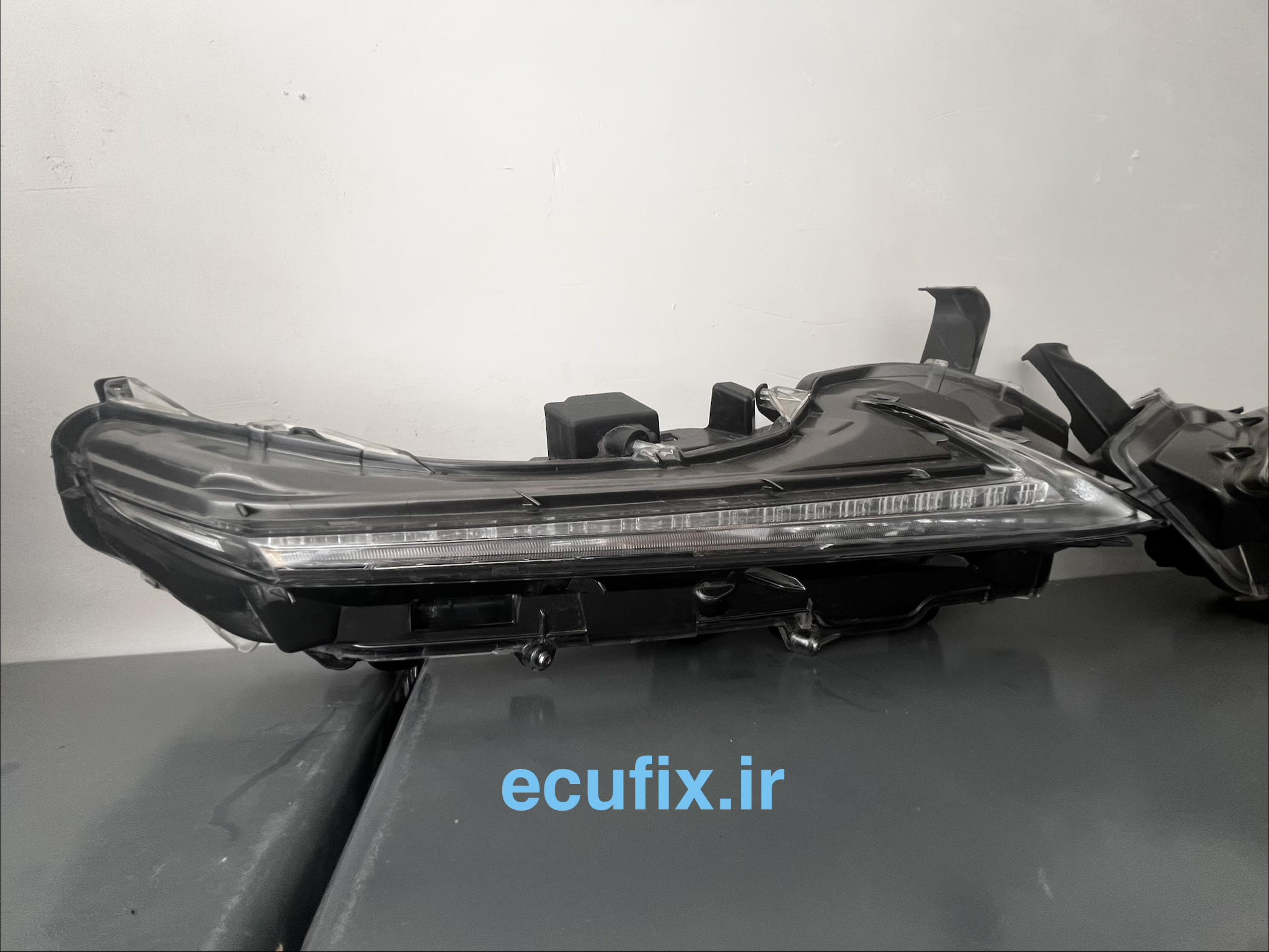 چراغ نایکی لکسوس NX | چراغ جلو نایکی لکسوس NX اصلی